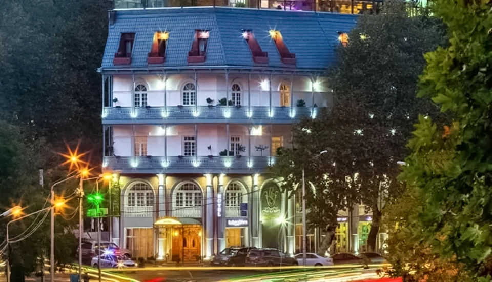 هتل ریور ساید تفلیس